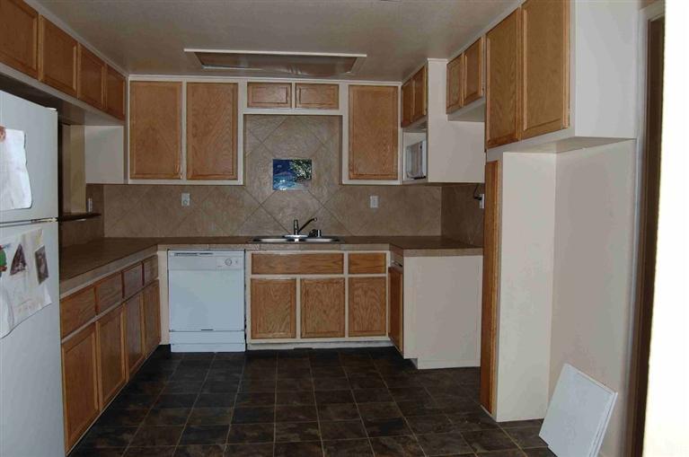 70 South Rainbow Route Sanger, CA 93657 - Photo 14 of 22 Gallery Image 14