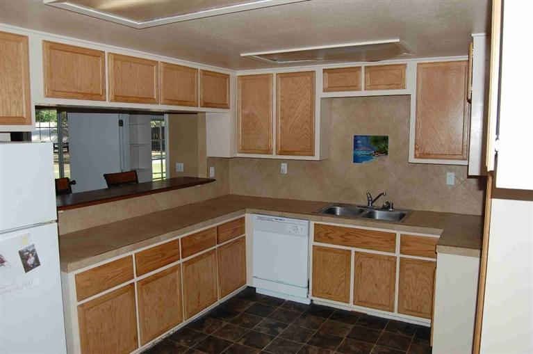 70 South Rainbow Route Sanger, CA 93657 - Photo 15 of 22 Gallery Image 15
