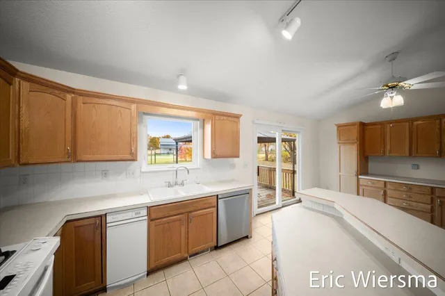 $459,000 | 7635 Hessler Drive Northeast, Rockford, MI 49341