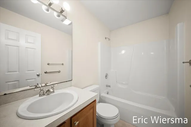 $459,000 | 7635 Hessler Drive Northeast, Rockford, MI 49341