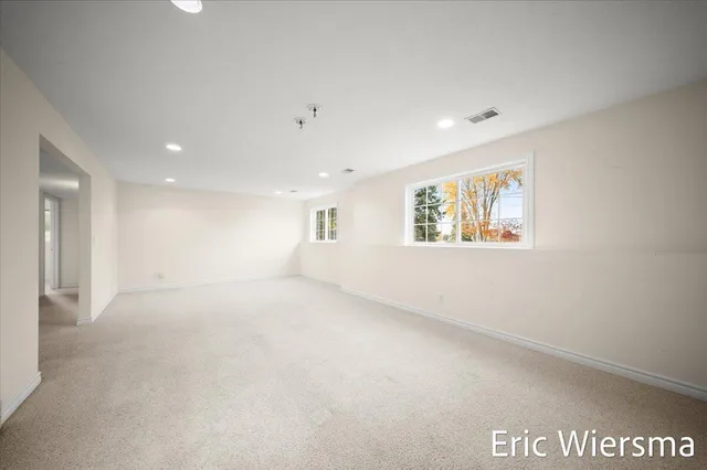 $459,000 | 7635 Hessler Drive Northeast, Rockford, MI 49341