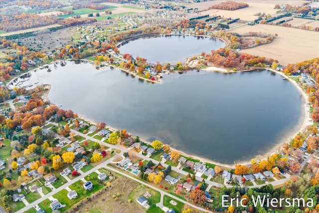 $459,000 | 7635 Hessler Drive Northeast, Rockford, MI 49341