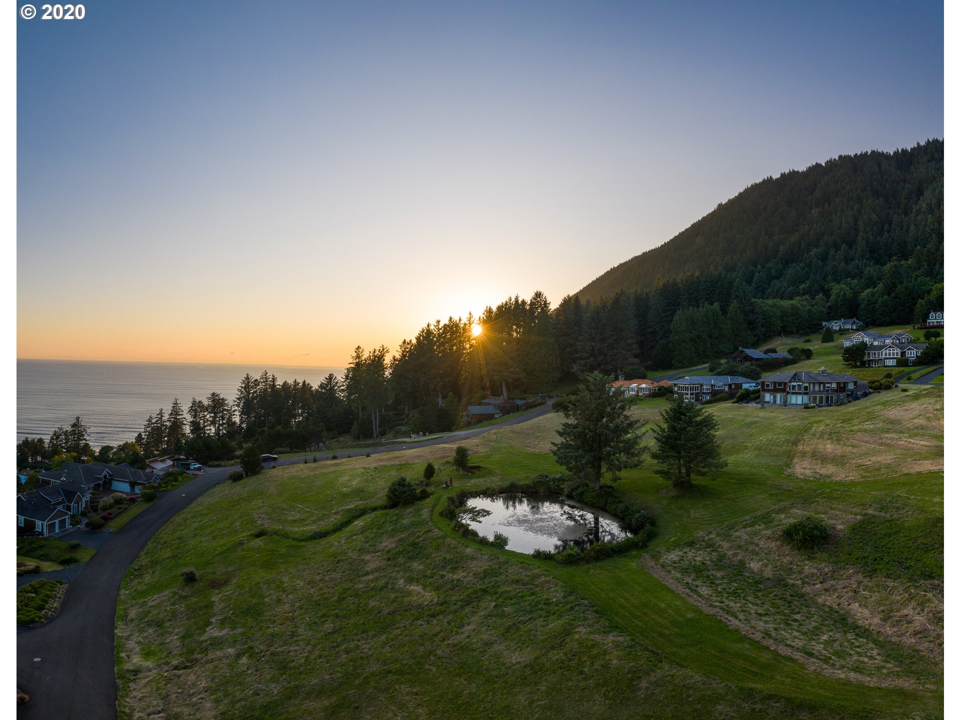 Meadow Loop, Unit 300 Nehalem, OR 97131 - Photo 4 of 7