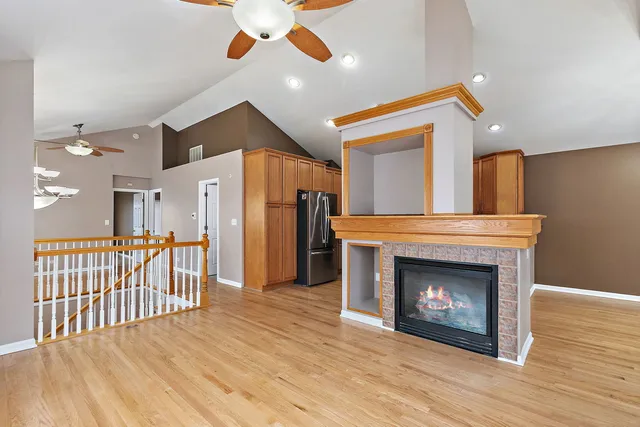 $299,999 | 1387 New Haven Drive, Cary, IL 60013