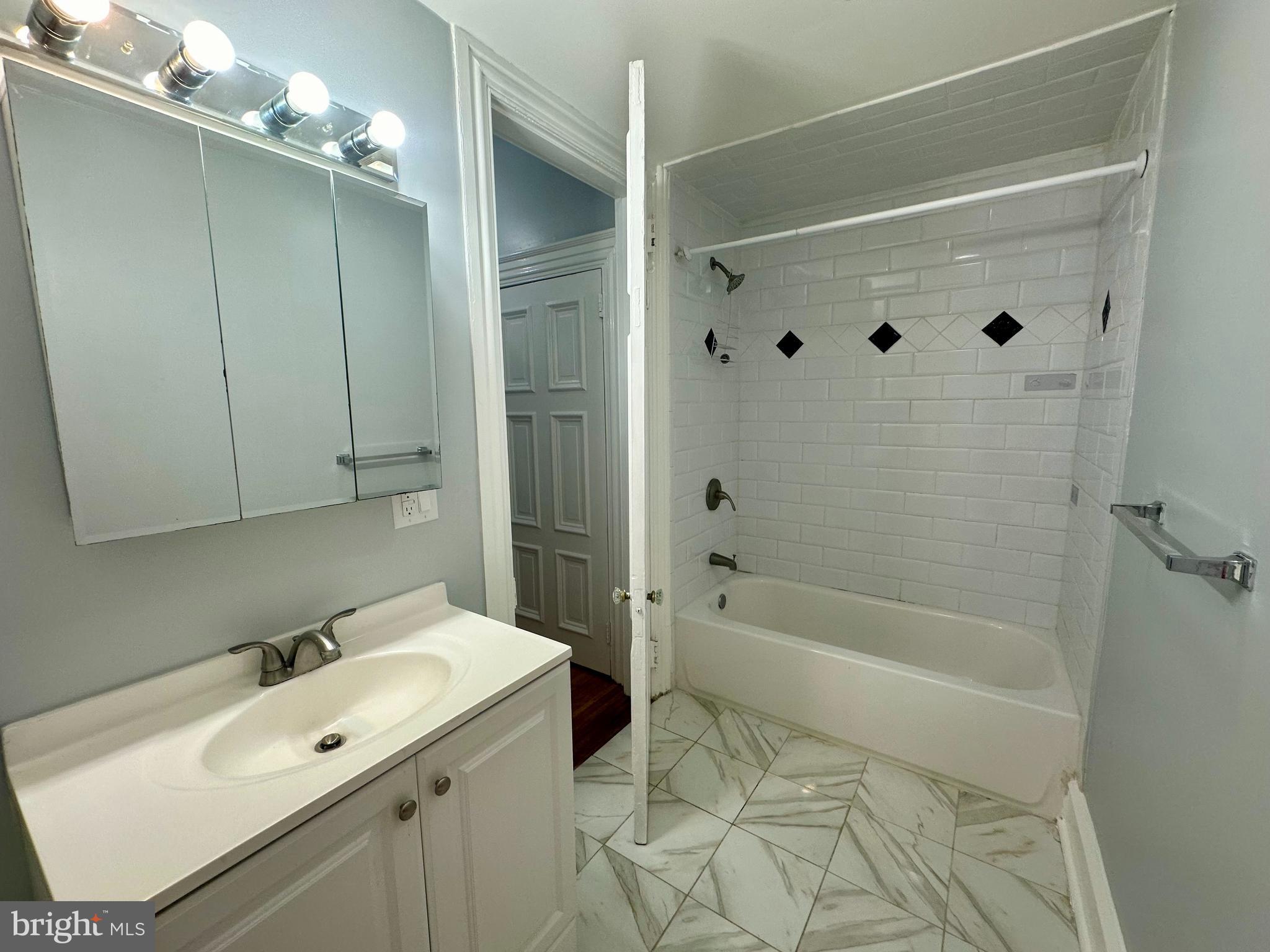 146 Sumac Street, Unit 1F Philadelphia, PA 19128 - Photo 12 of 19