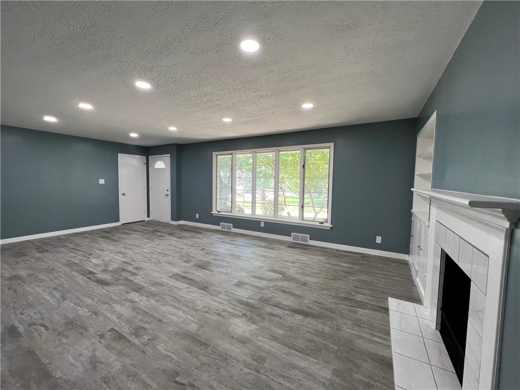 3 Ewing Place Decatur, IL 62522 - Photo 7 of 27