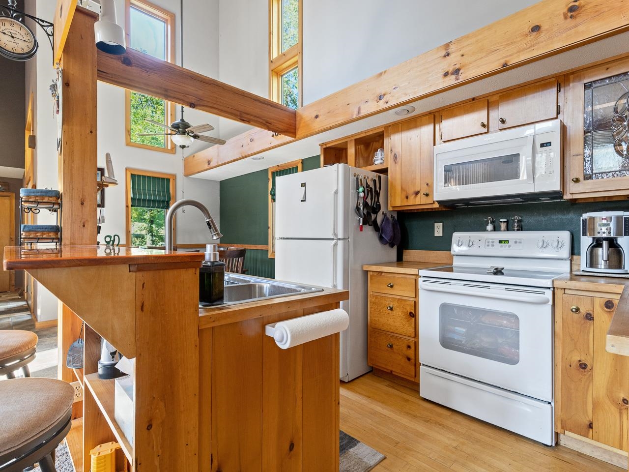 1 Lake Summerset Road Lake Summerset, IL 61019 - Photo 15 of 41 a view of a storage & utility room with washer and dryer