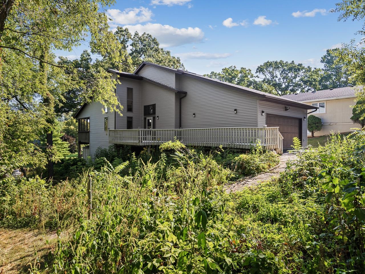 1 Lake Summerset Road Lake Summerset, IL 61019 - Photo 3 of 41 a backyard of a house with lots of green space