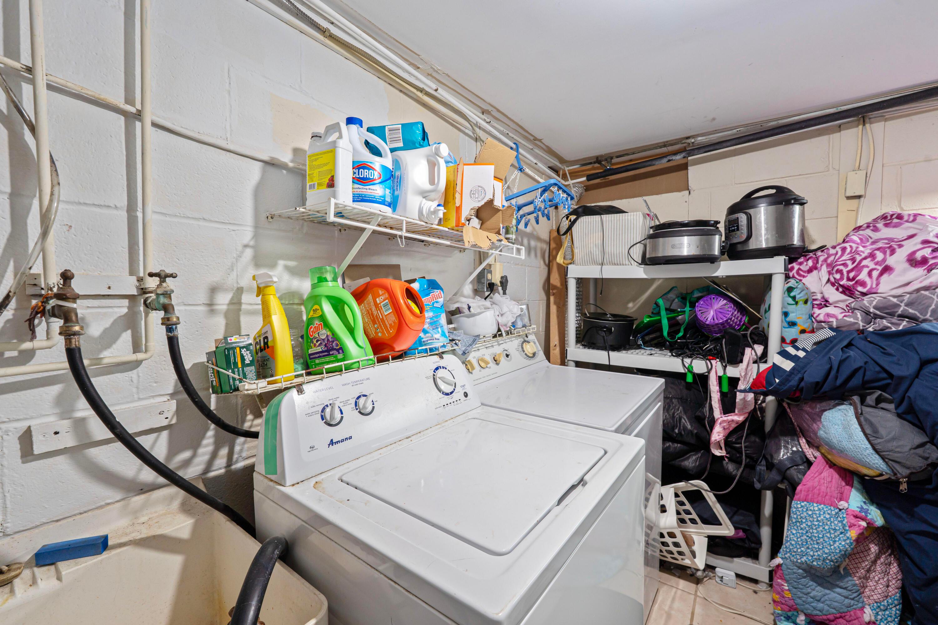 160 Moss Road Westerville, OH 43082 - Photo 28 of 39 laundry