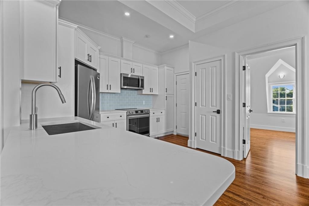 18 State Street, Unit 4 (2ND FLOOR WEST) Bristol, RI 02809 - Photo 12 of 29