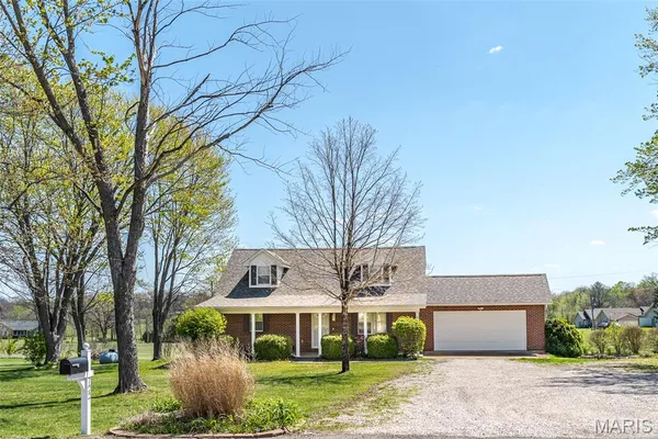 $370,000 | 722 Dorson Circle, Sullivan, MO 63080
