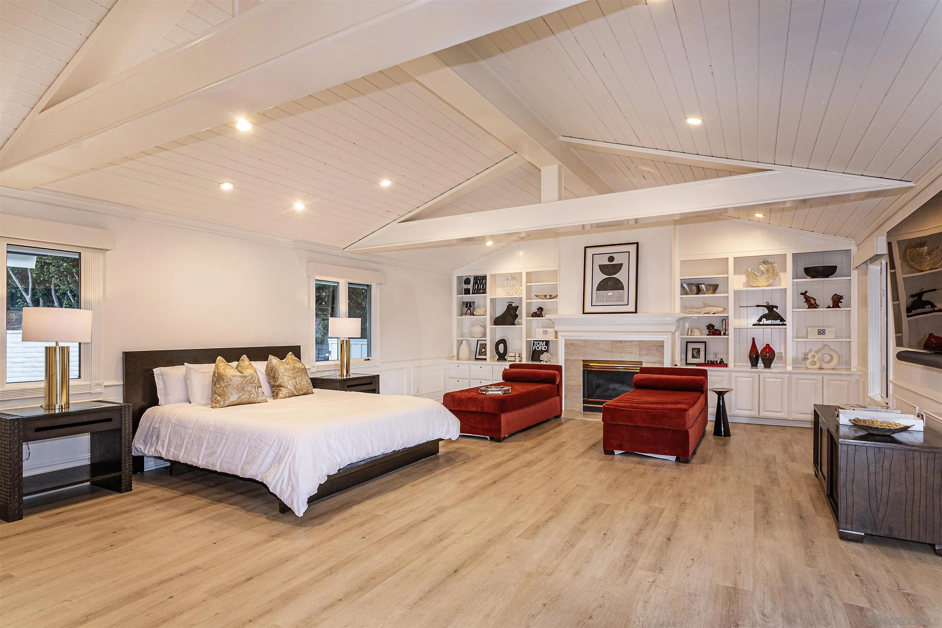 6571 Mimulus Rancho Santa Fe, CA 92067 - Photo 18 of 55 a bedroom with a bed and furniture