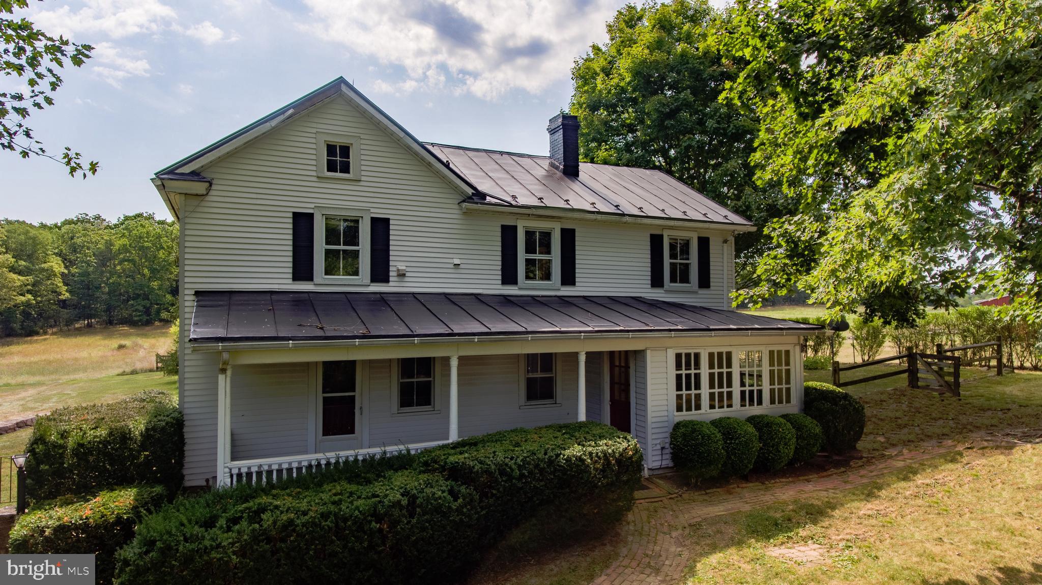 1657 North Hayfield Road Winchester, VA 22603 - Photo 1 of 43 Gallery Image 1