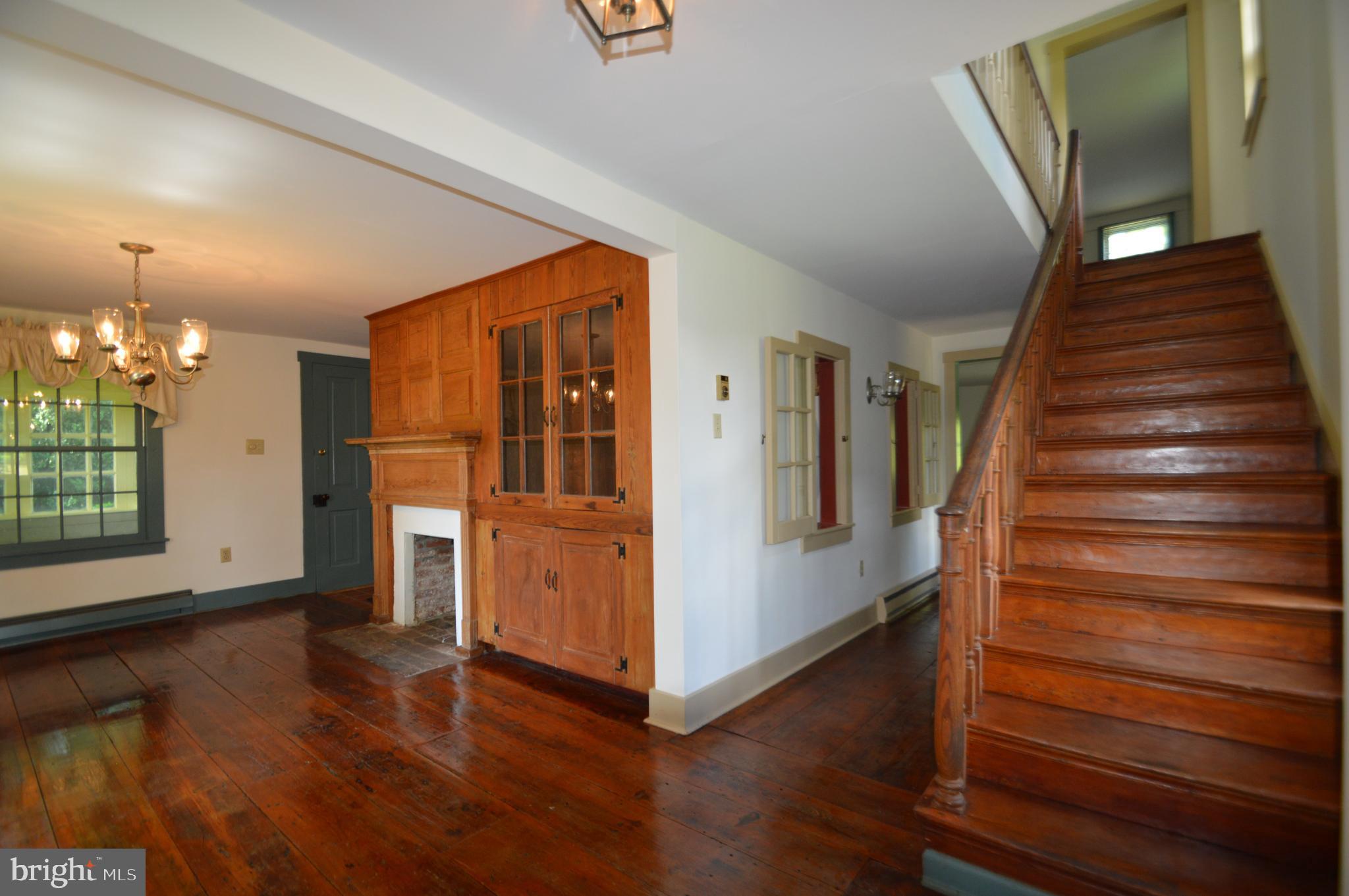 1657 North Hayfield Road Winchester, VA 22603 - Photo 11 of 43 Gallery Image 11