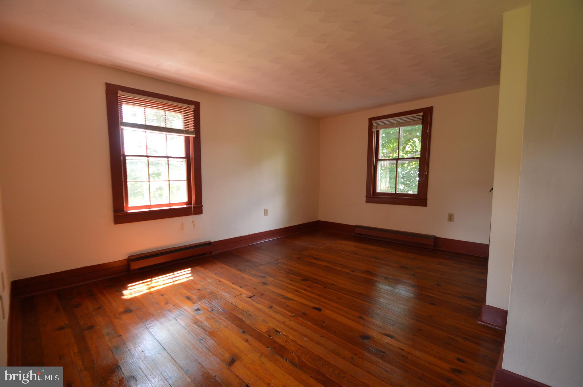 1657 North Hayfield Road Winchester, VA 22603 - Photo 15 of 43 Gallery Image 15