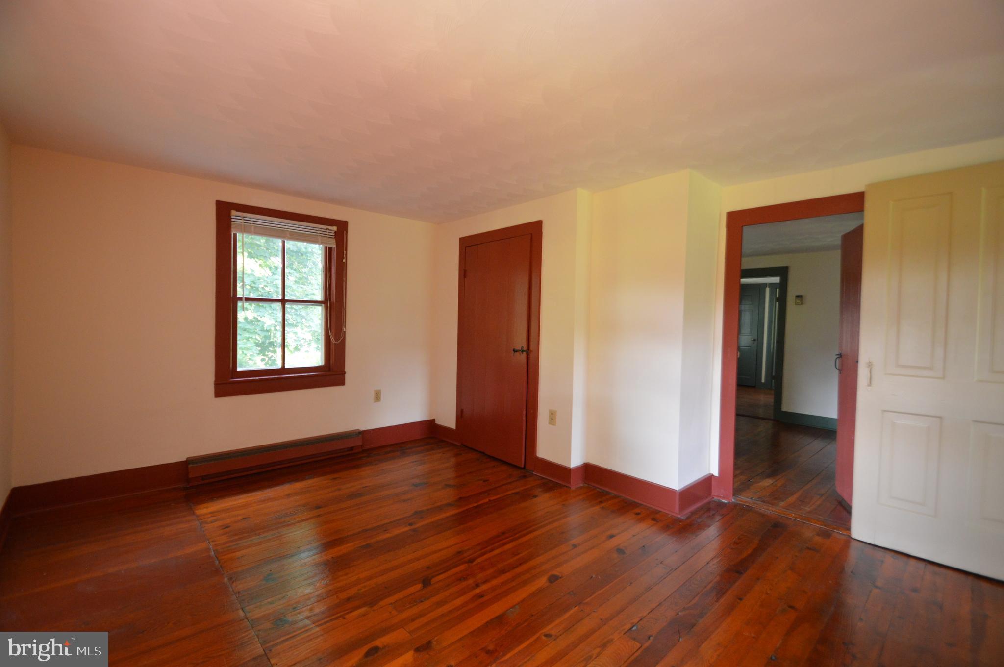 1657 North Hayfield Road Winchester, VA 22603 - Photo 16 of 43 Gallery Image 16