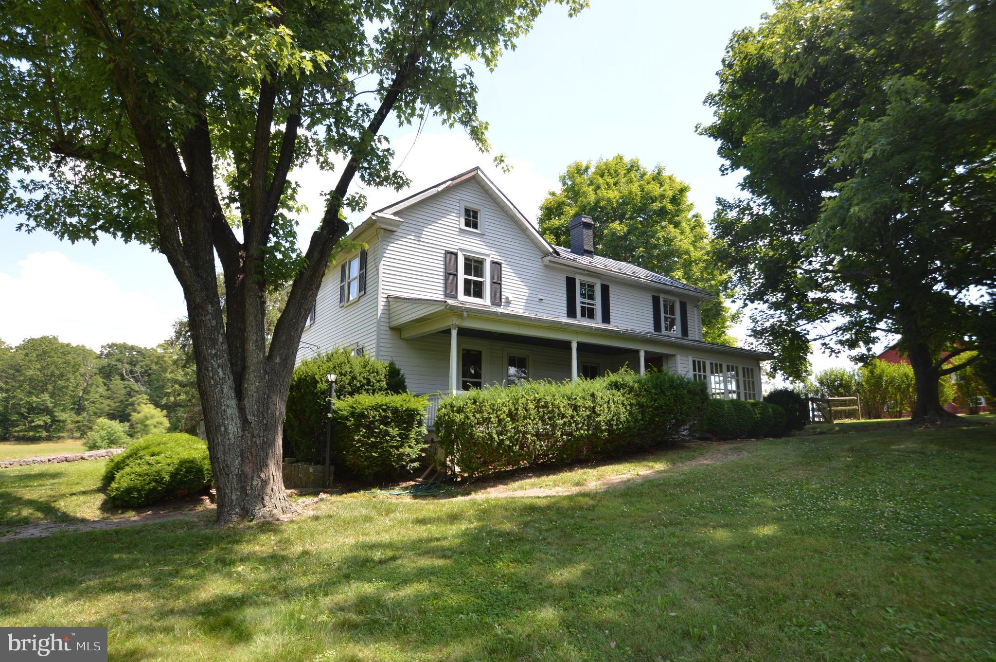 1657 North Hayfield Road Winchester, VA 22603 - Photo 2 of 43 Gallery Image 2