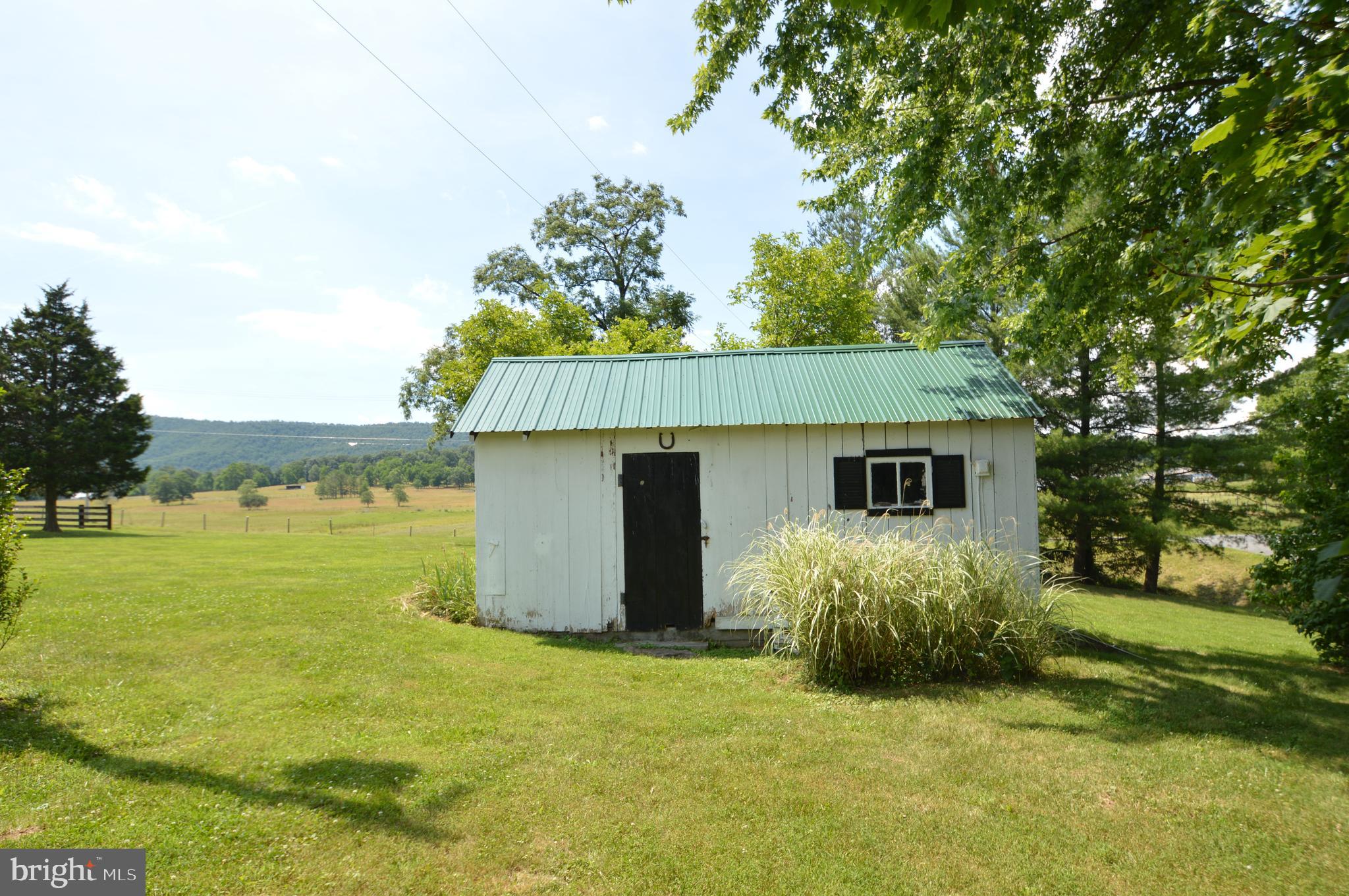 1657 North Hayfield Road Winchester, VA 22603 - Photo 29 of 43 Gallery Image 29