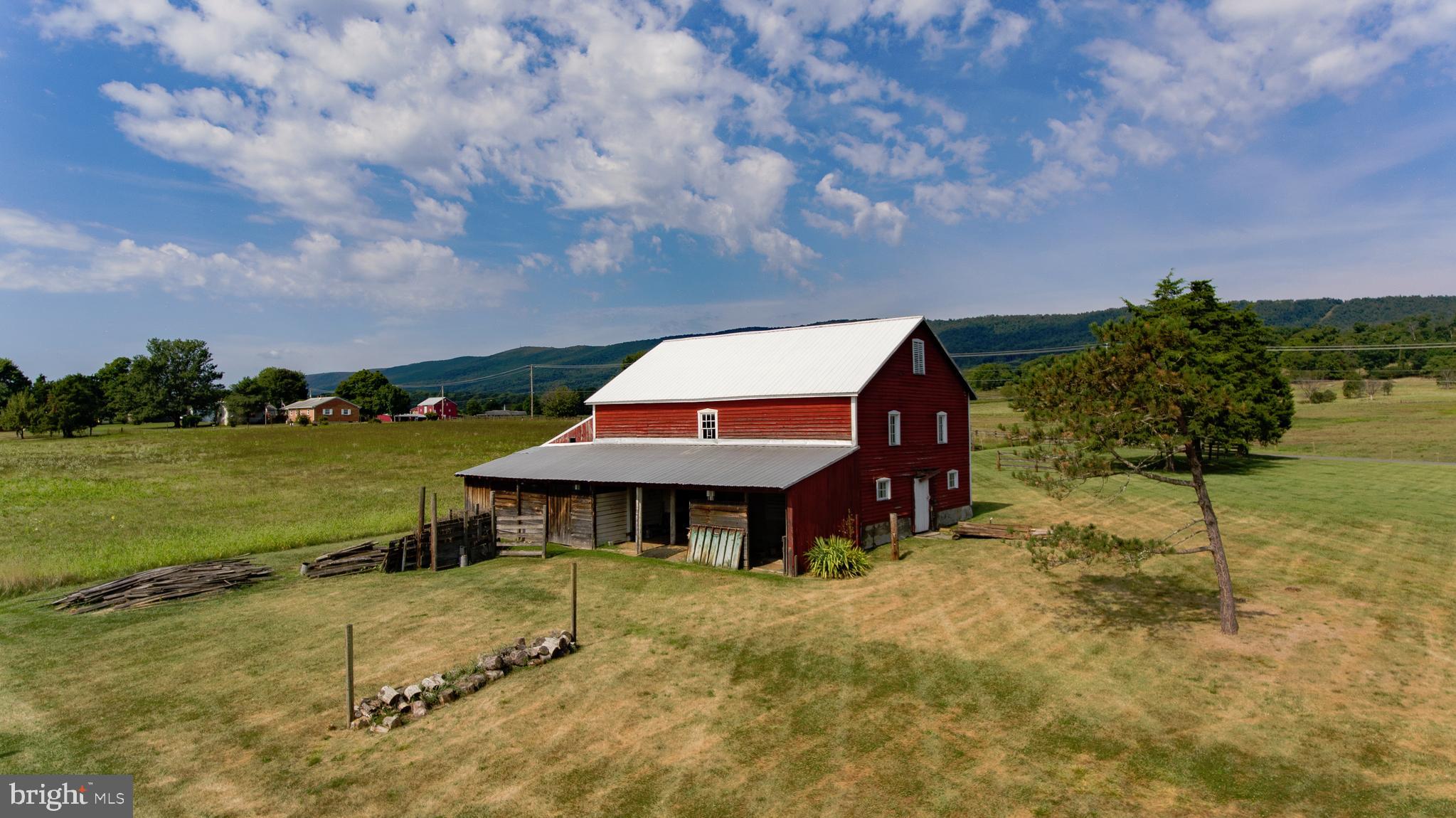 1657 North Hayfield Road Winchester, VA 22603 - Photo 4 of 43 Gallery Image 4