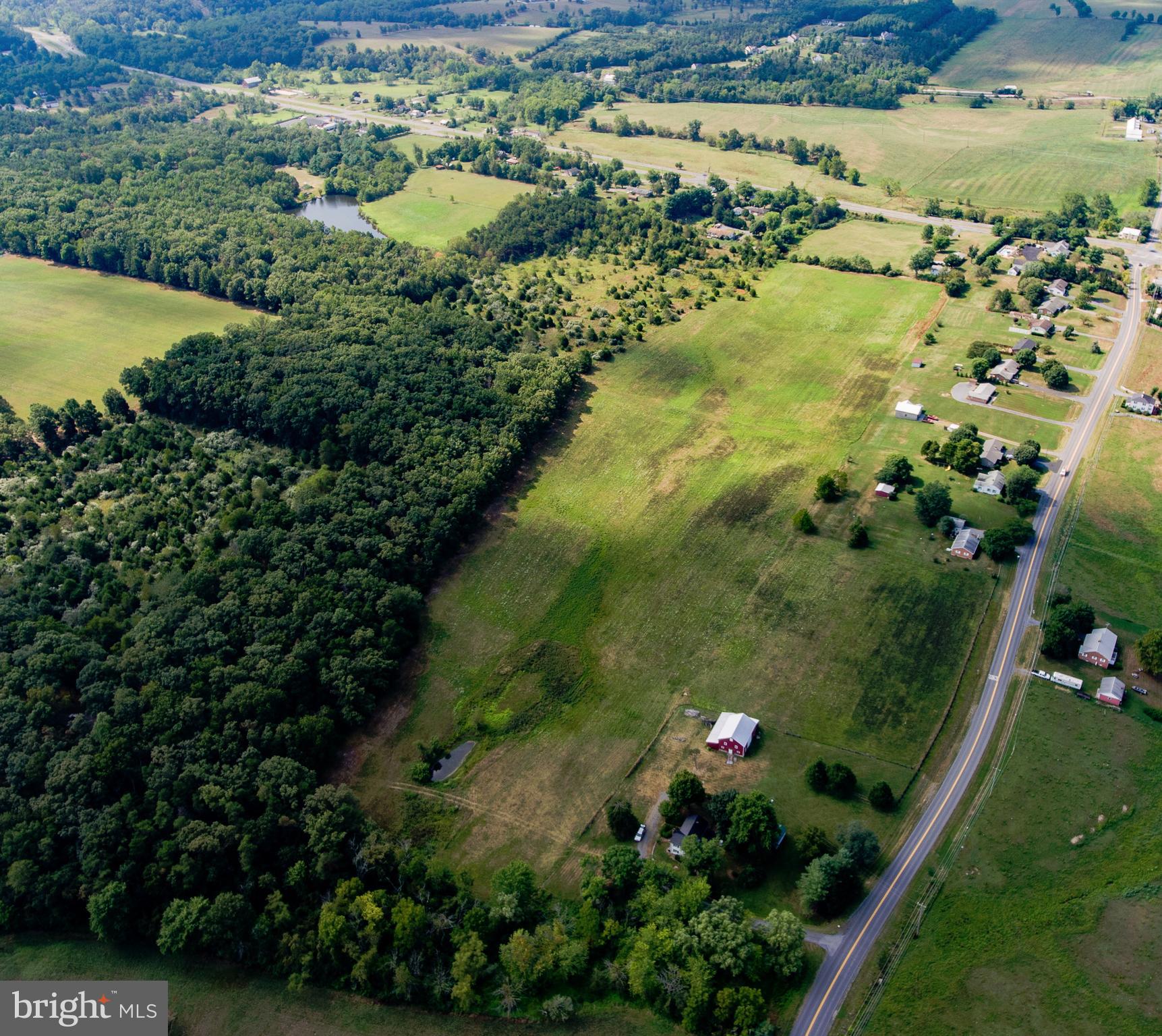 1657 North Hayfield Road Winchester, VA 22603 - Photo 6 of 43 Gallery Image 6