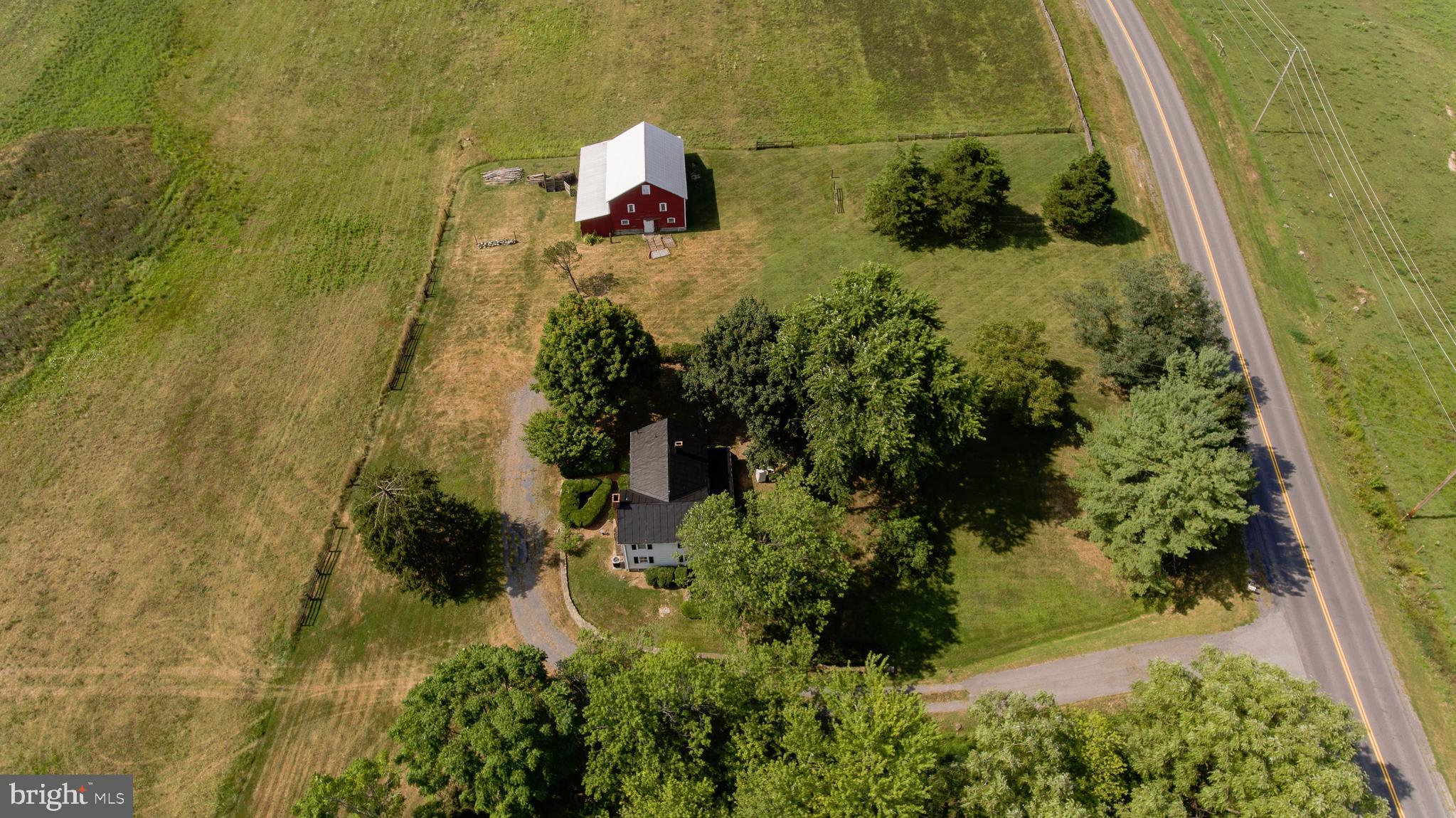 1657 North Hayfield Road Winchester, VA 22603 - Photo 7 of 43 Gallery Image 7