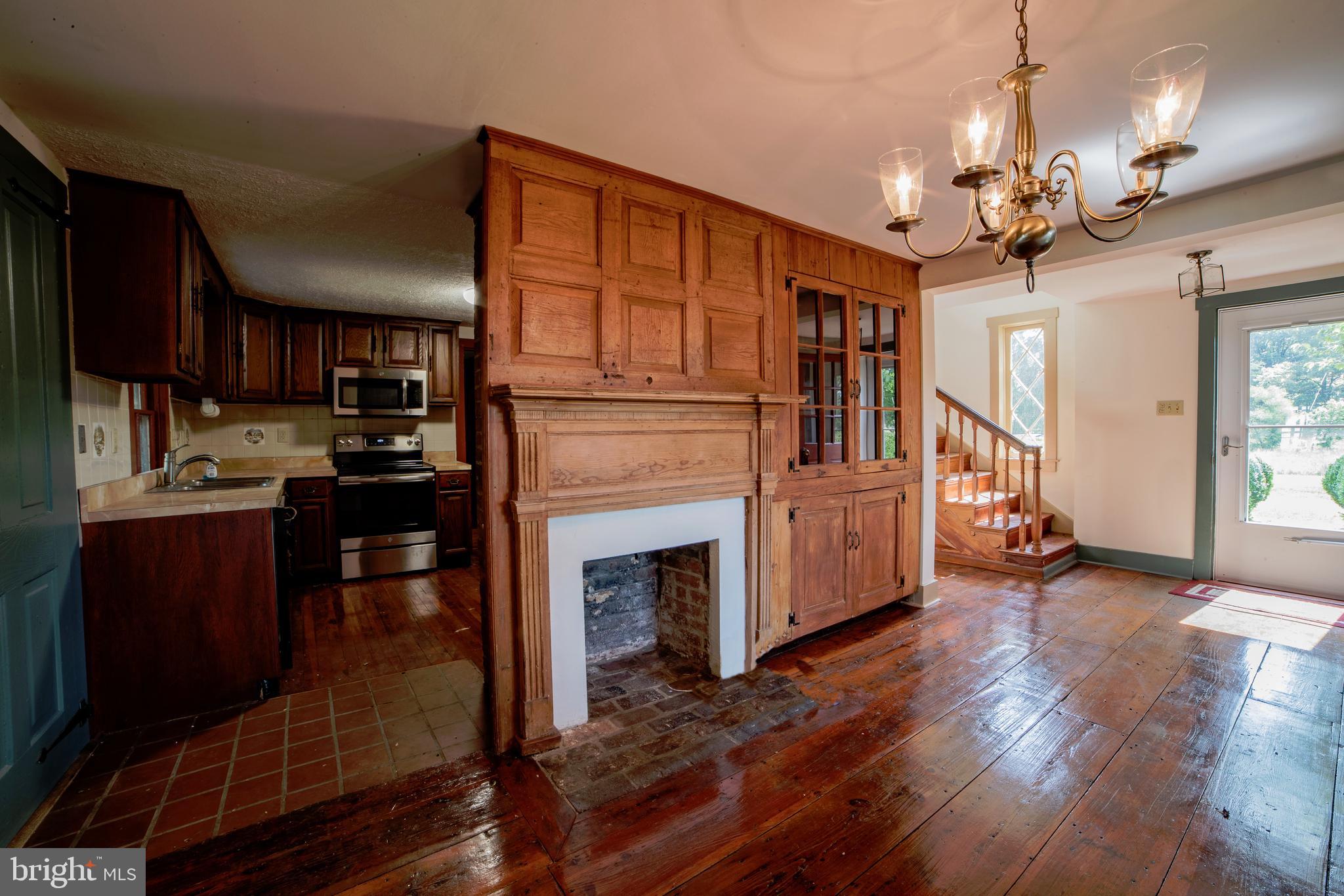 1657 North Hayfield Road Winchester, VA 22603 - Photo 10 of 43 Gallery Image 10