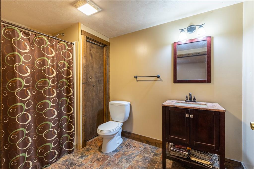 411 Old Hickory Ridge Road Washington, PA 15301 - Photo 11 of 25 Gallery Image 11