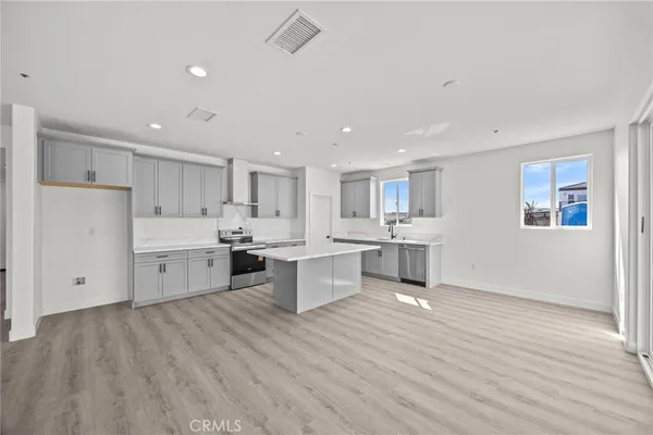 $949,999 | 16765 La Bella Villa, Riverside, CA 92503