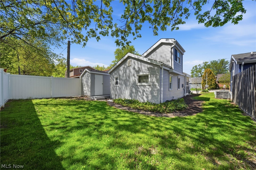5825 Lake Road West Ashtabula, OH 44004 - Photo 4 of 12