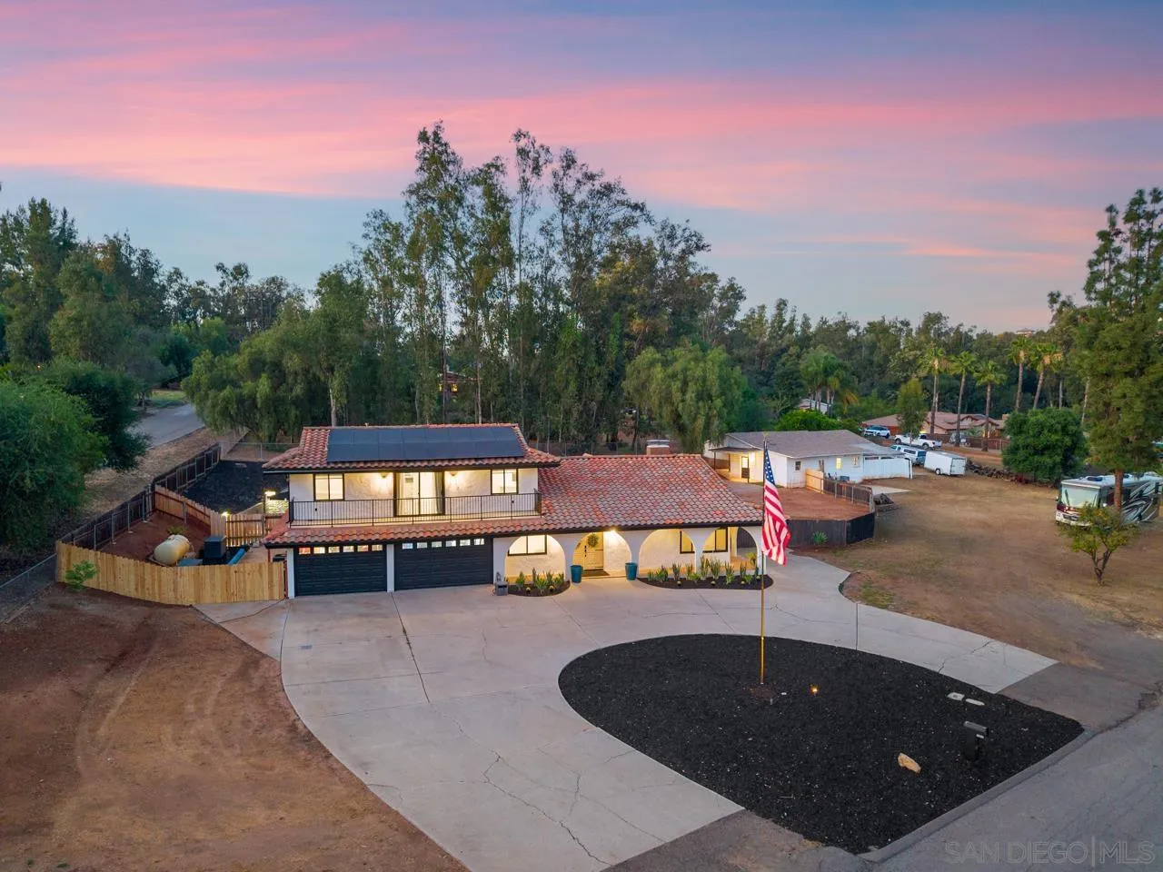 11410 Manzanita Road Lakeside, CA 92040 - Photo 3 of 49 Gallery Image 3