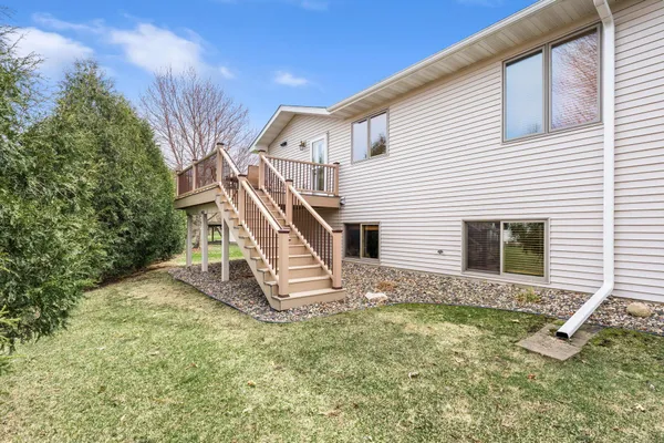 $352,500 | 174 Autumn Place Northeast, Owatonna, MN 55060