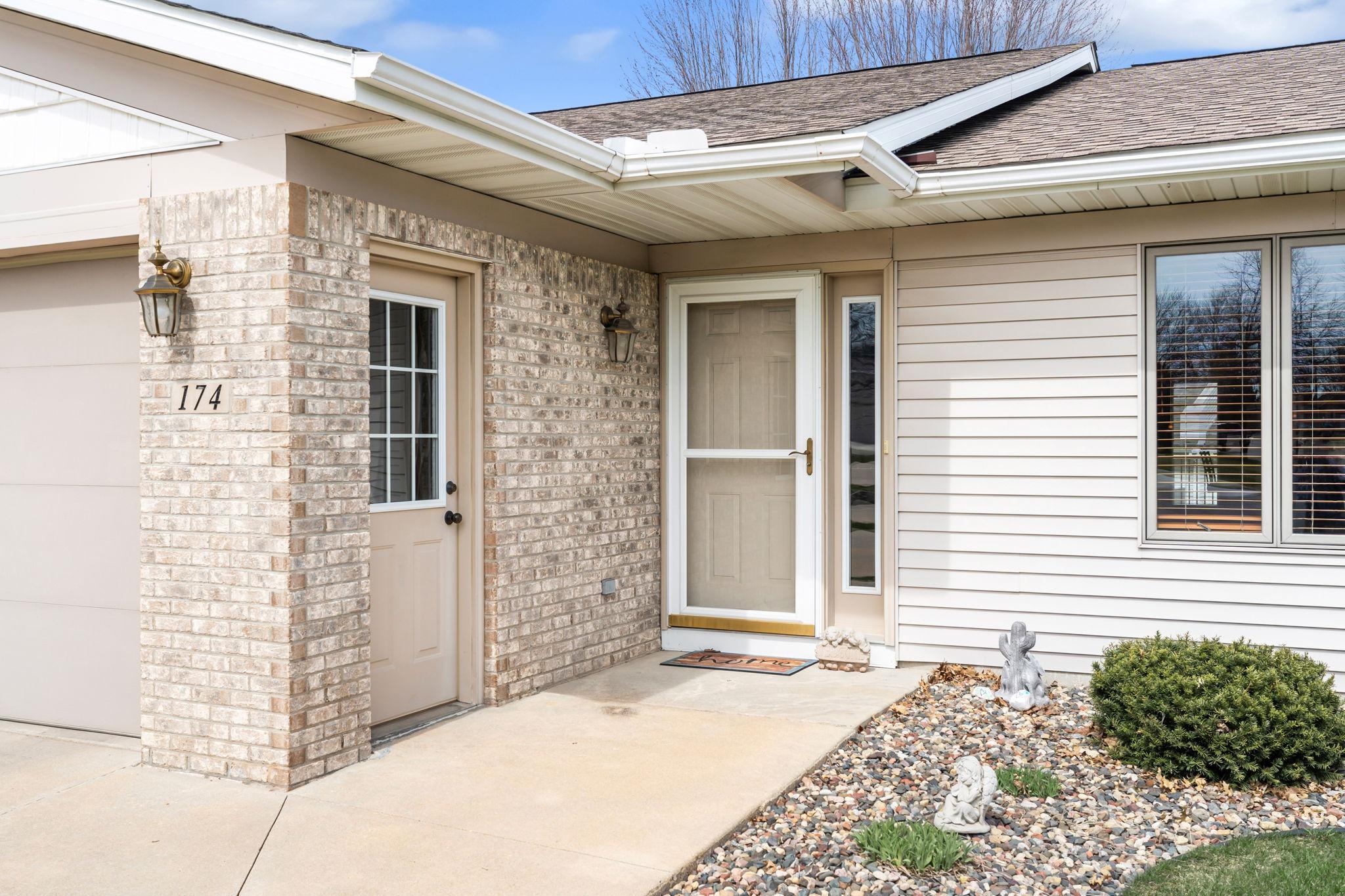 174 Autumn Place Northeast Owatonna, MN 55060 - Photo 3 of 32