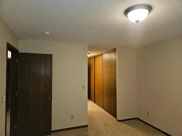 $184,900 | 1855 Silver Bell Road, Unit 314, Eagan, MN 55122
