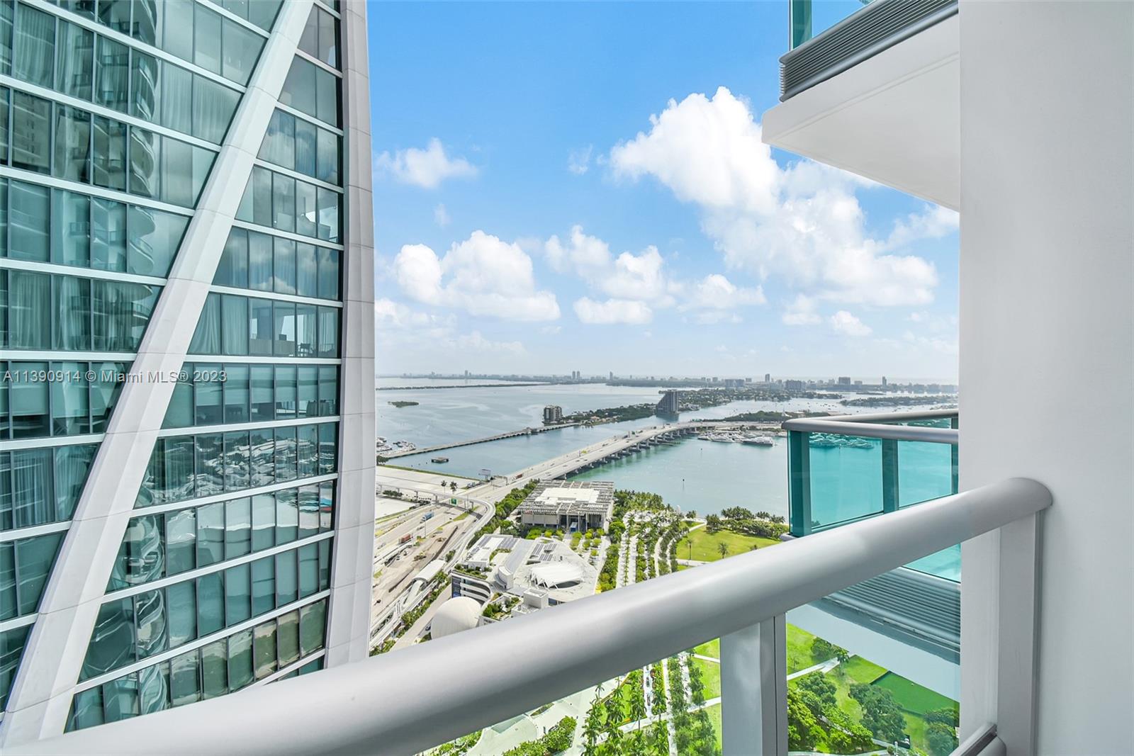 900 Biscayne Boulevard, Unit 4510 Miami, FL 33132 - Photo 28 of 48 a view of balcony with furniture