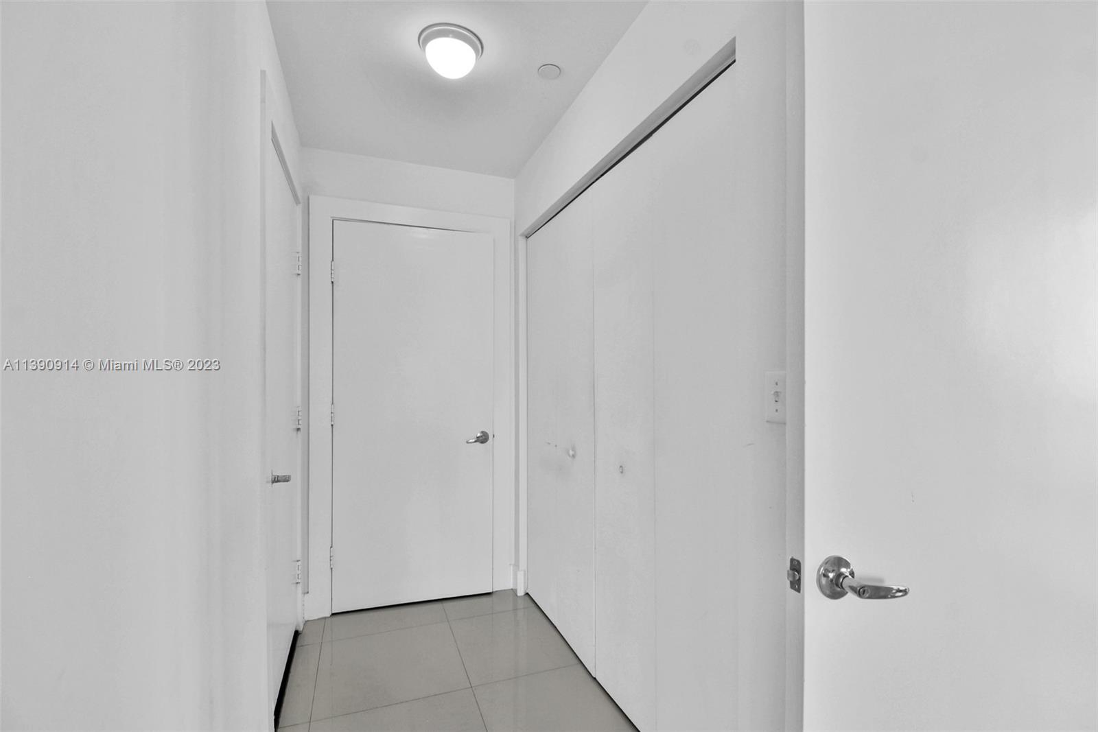 900 Biscayne Boulevard, Unit 4510 Miami, FL 33132 - Photo 37 of 48
