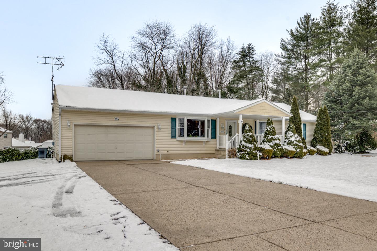 596 Haines Mill Road Delran, NJ 08075 - Photo 1 of 33 Gallery Image 1