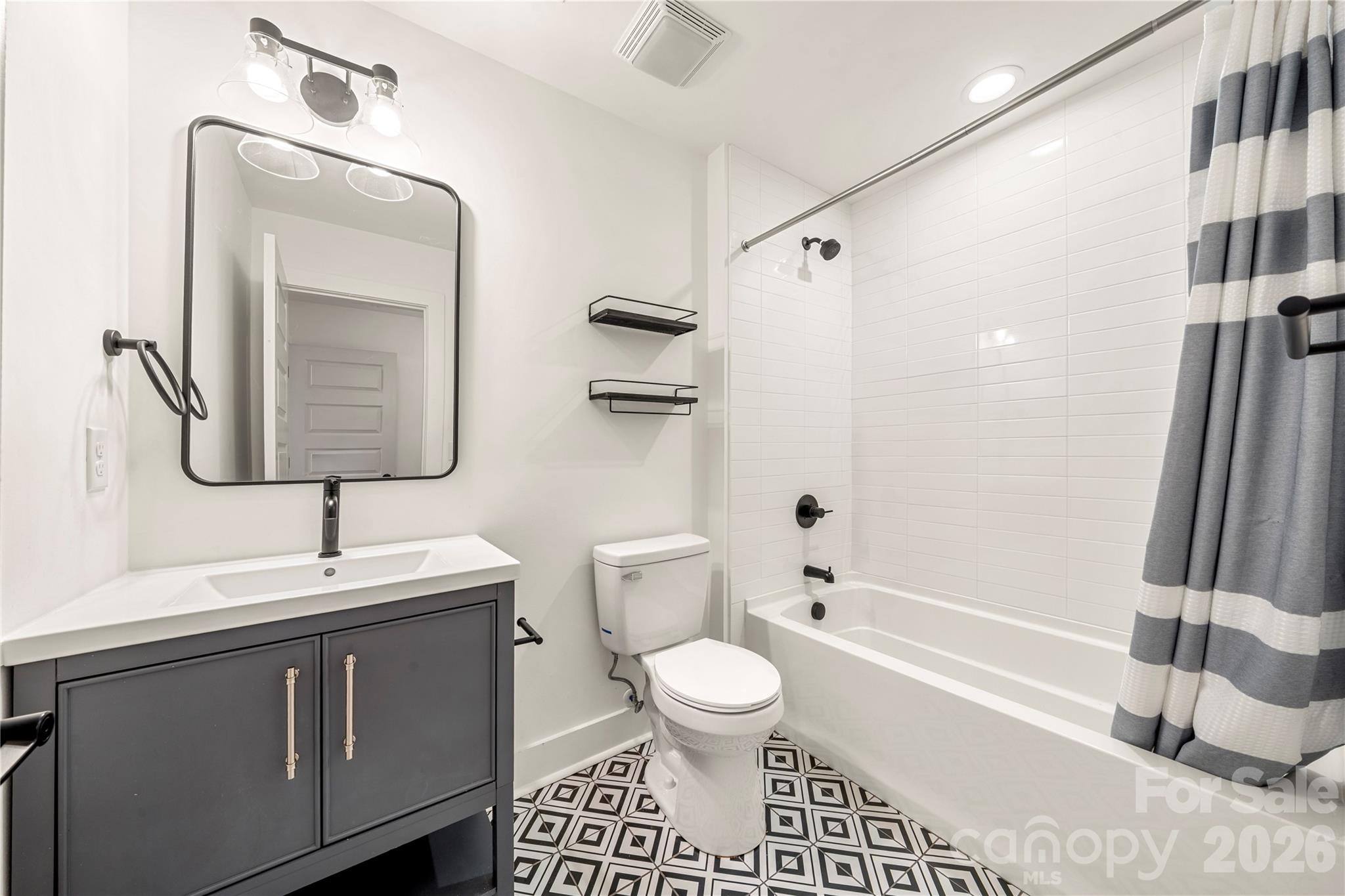 11352 Timber Ridge Road Charlotte, NC 28213 - Photo 31 of 42 Gallery Image 31
