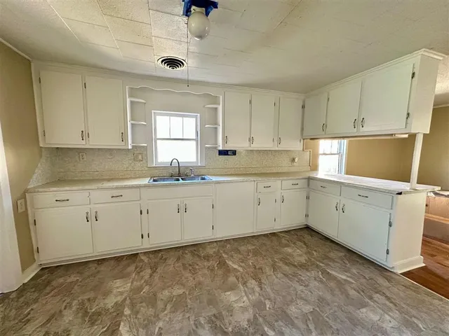 $80,000 | 439 Commercial Avenue, Lake Arthur, LA 70549