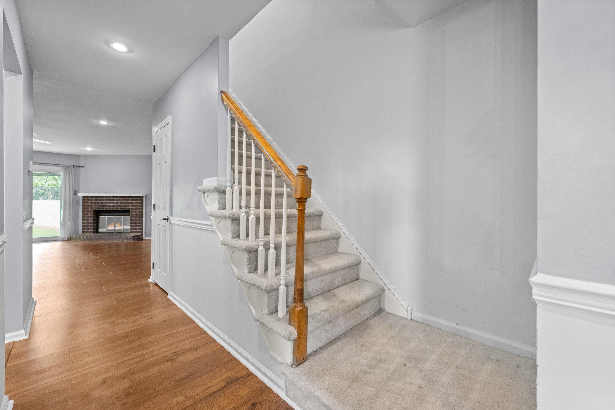 117 Talgrath Court Exton, PA 19341 - Photo 3 of 26 Entryway