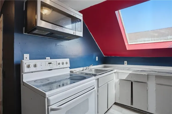 $650,000 | 41 Carolina Avenue, Providence, RI 02905