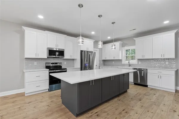 $725,000 | 41 Big Mouth Cove, Iva, SC 29655