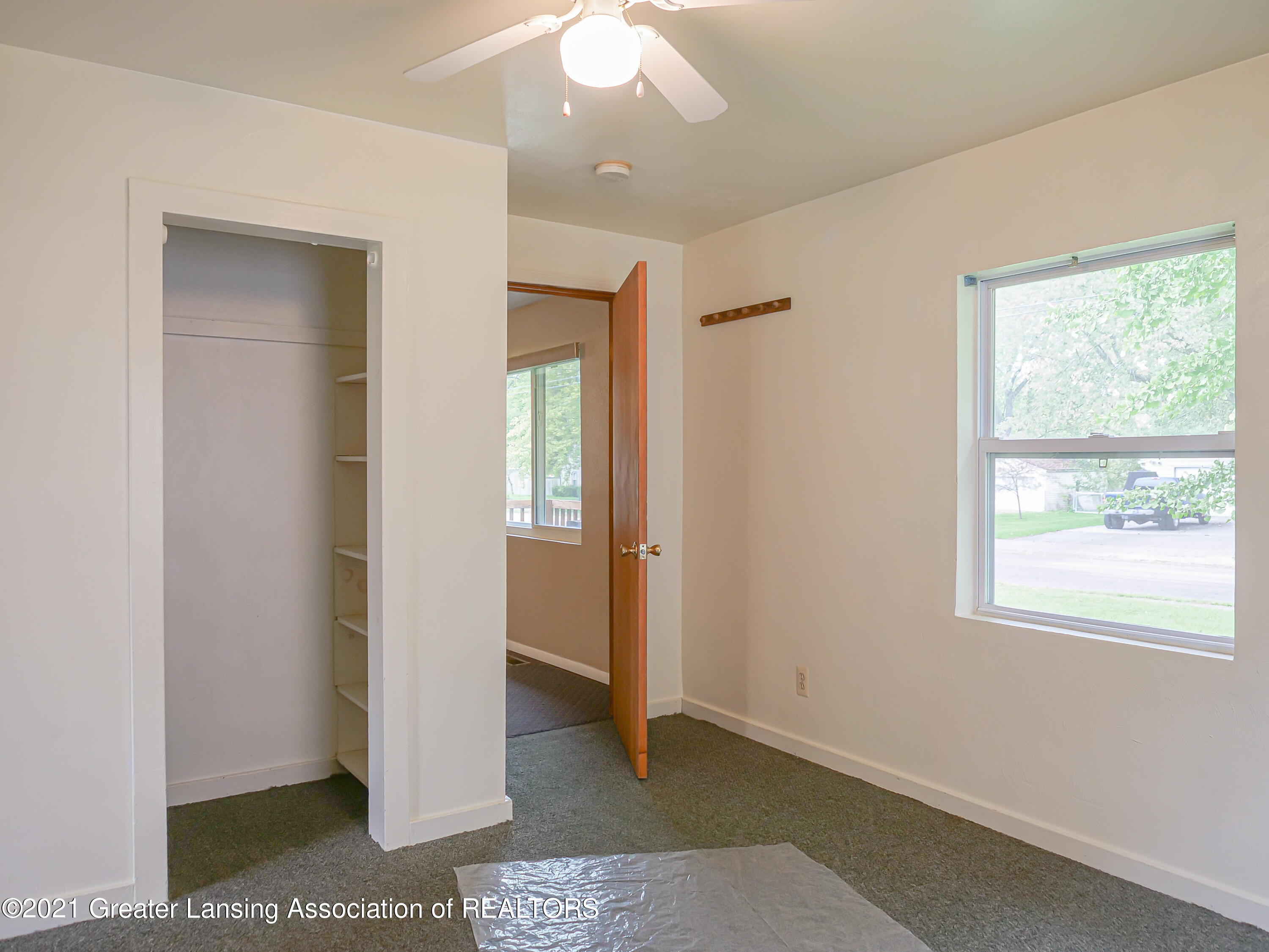 1401 Reo Road Lansing, MI 48910 - Photo 4 of 38 1401_Reo_Rd-7