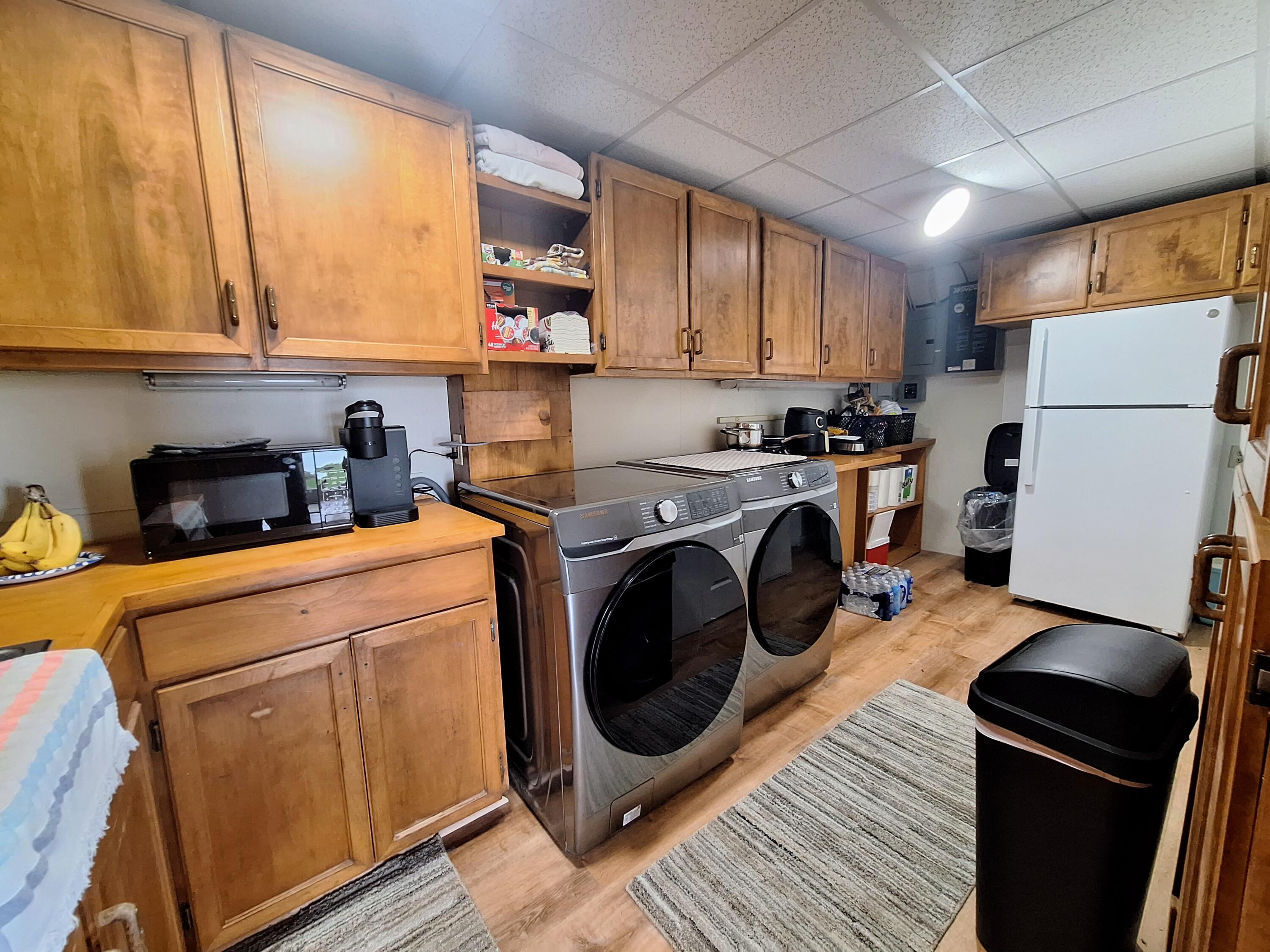 58 Back Shore Road Castine, ME 04421 - Photo 46 of 66 20240925_143603