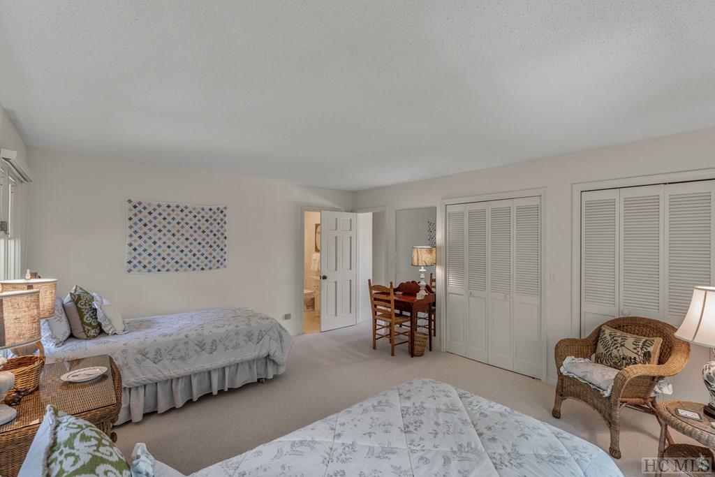 291 Hill Road Highlands, NC 28741 - Photo 19 of 31 Gallery Image 19