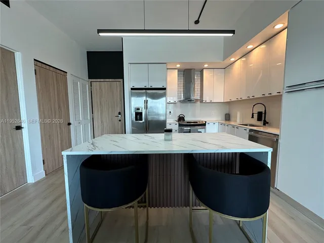 $2,500 | 234 Northeast 3rd Street, Unit 1805, Miami, FL 33132