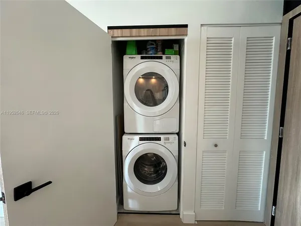 $2,500 | 234 Northeast 3rd Street, Unit 1805, Miami, FL 33132