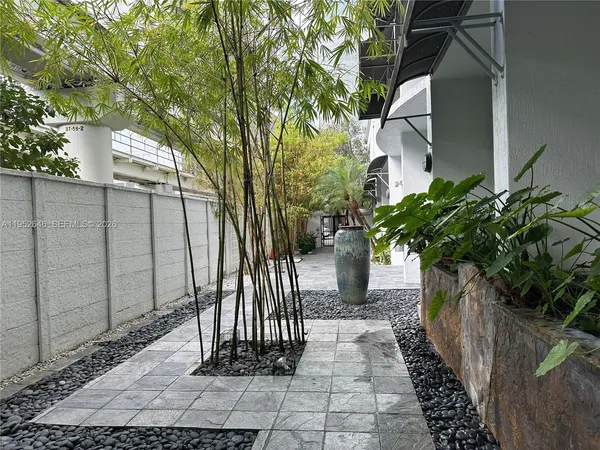 $2,500 | 234 Northeast 3rd Street, Unit 1805, Miami, FL 33132