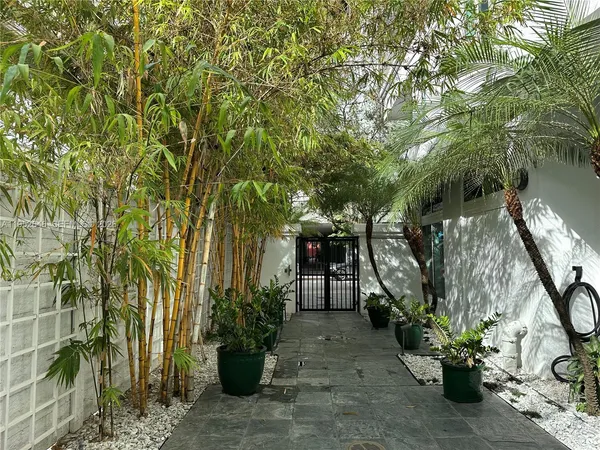 $2,500 | 234 Northeast 3rd Street, Unit 1805, Miami, FL 33132