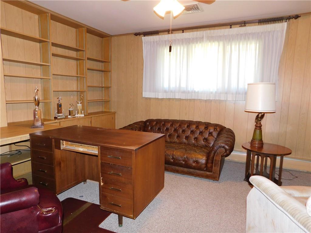 415 Fort Couch Road Pittsburgh, PA 15241 - Photo 19 of 25 Gallery Image 19