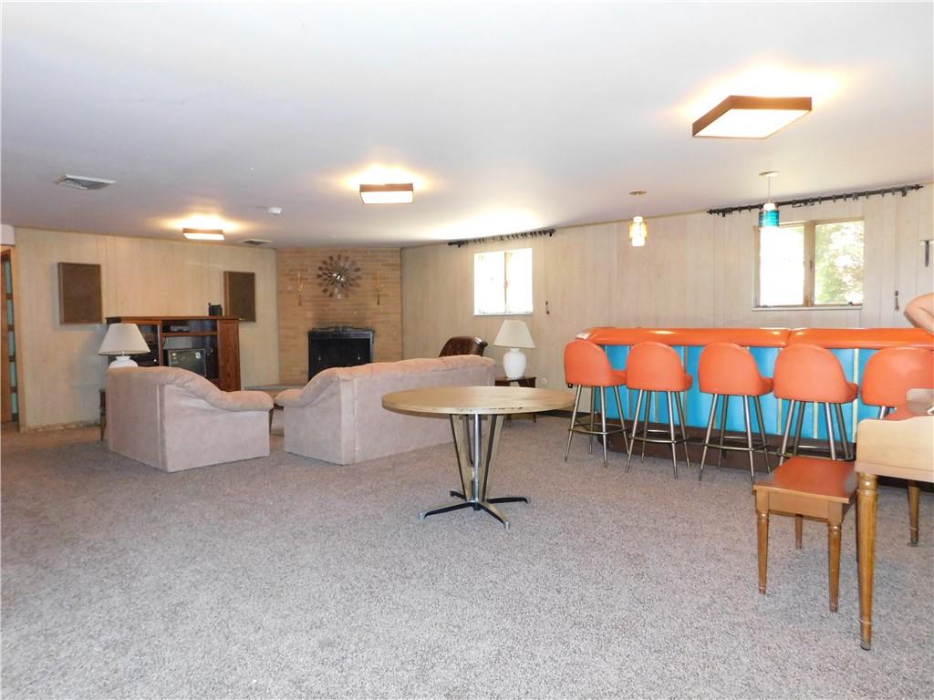 415 Fort Couch Road Pittsburgh, PA 15241 - Photo 20 of 25 Gallery Image 20